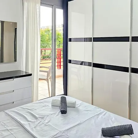 Апартаменты Serda Beach Apartment Дуррес